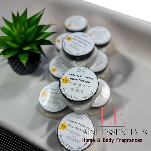 Sweet Peaches & Berries Body Oil & Body Butter Duo by Laine Essentials - Picture 3 of 3